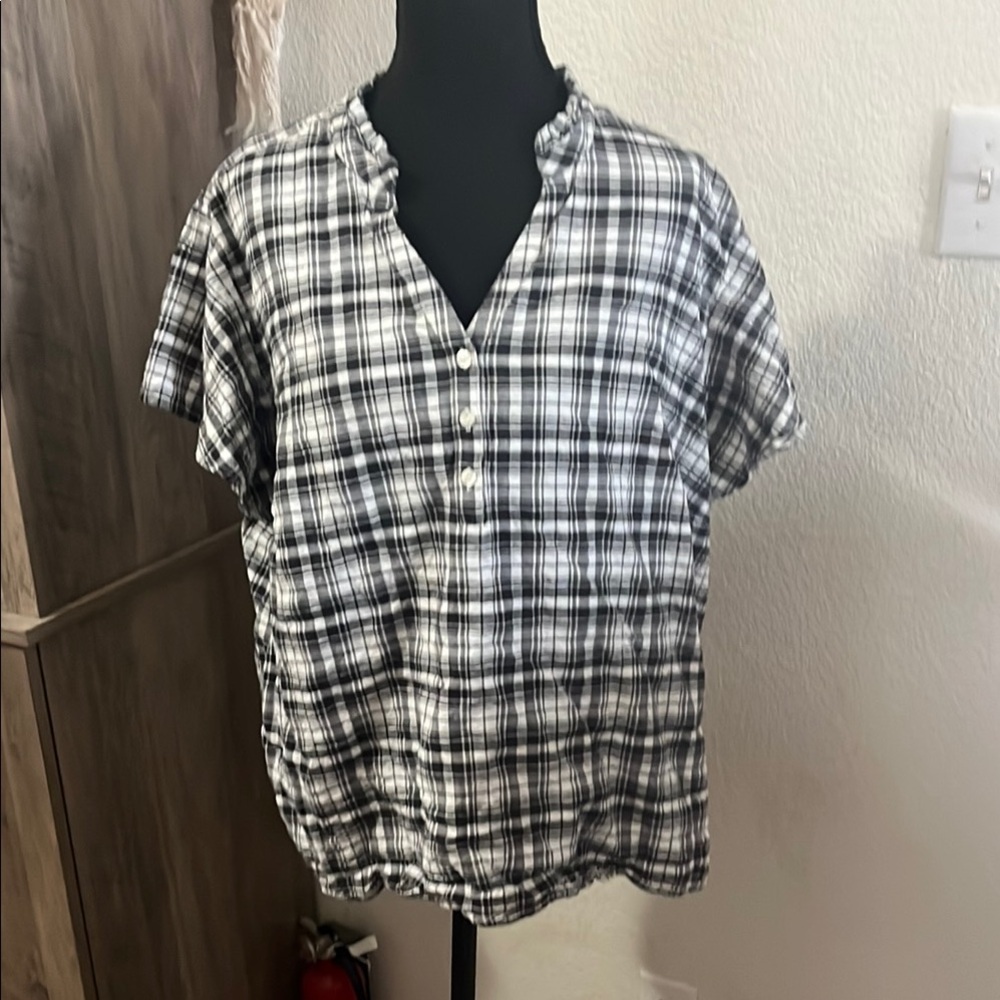 Black and White Plaid Button-Up Blouse